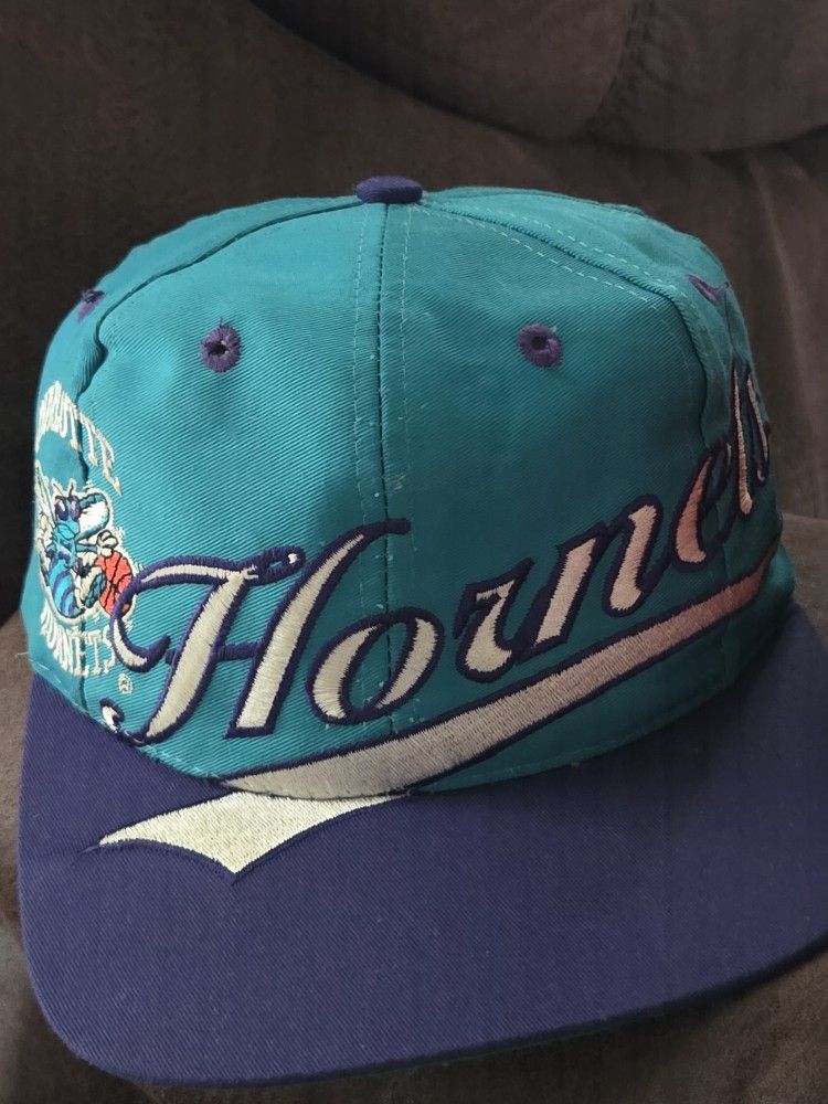 Vintage Hornets Hat 75$$$$ FRESH 1990s