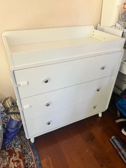 Changing table dresser