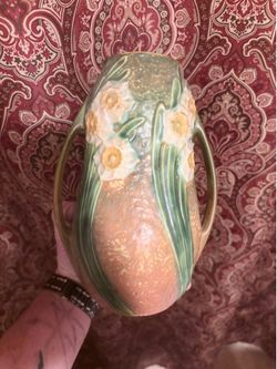 Authentic 1930 Roseville Jonquil Vase |