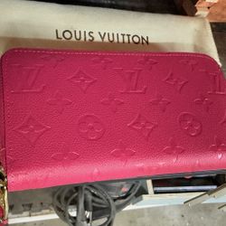 Authentic New Louis Vuitton Rare Hot Pink Zippy Wallet 