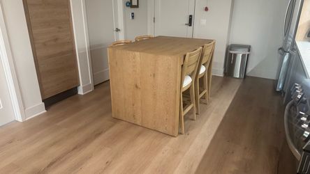 Kitchen Center Wooden Table with 4 Chairs