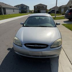2003 Ford Taurus