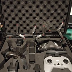 DJI Pfv Drone ,W 3 Batteries 