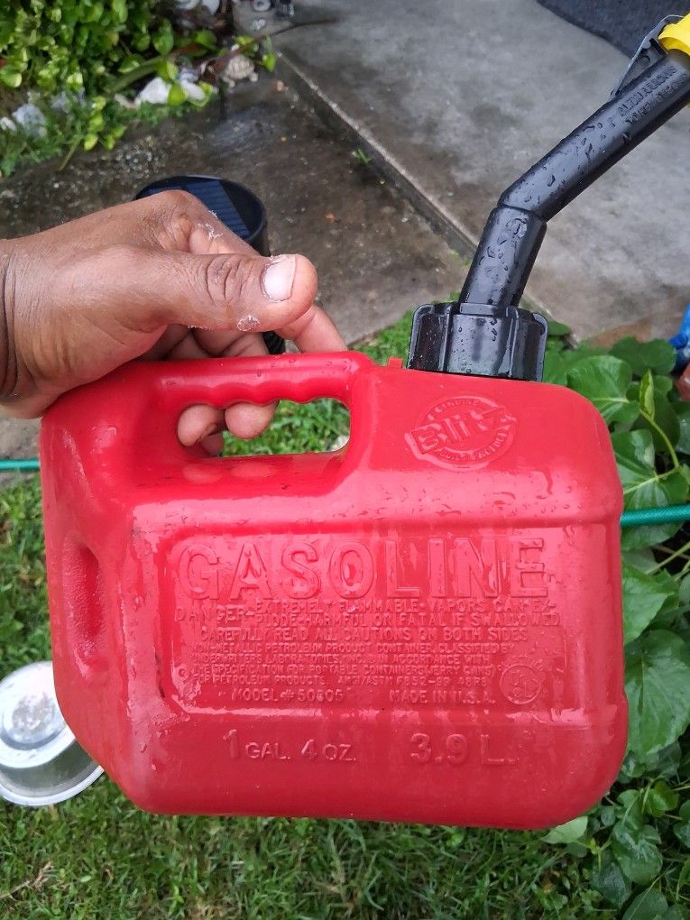 Gas Can 1 gallon 