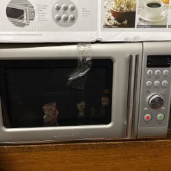 Breville Countertop Microwave
