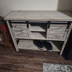 Coffee And End Table And Entrance Table 
