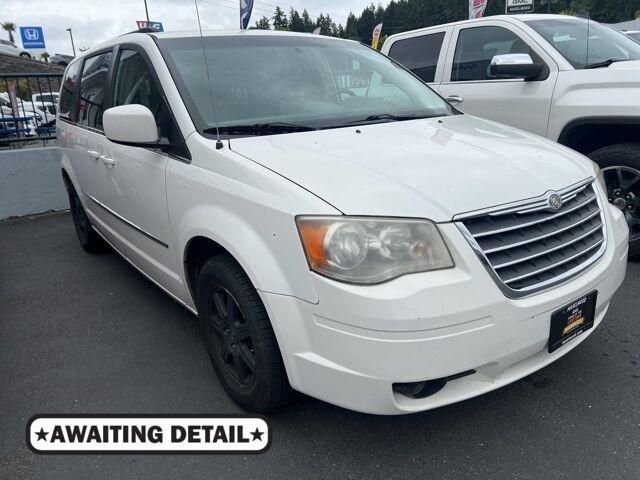 2010 Chrysler Town & Country