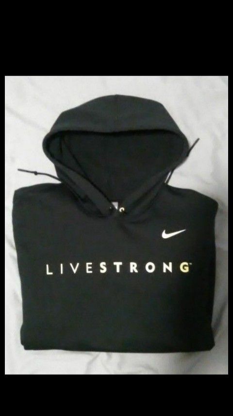 Nike FIT THERMA Sweater. Track top. Hoodie, sweatshirt. Nike FIT, Fitted Mens Medium. LIVESTRONG