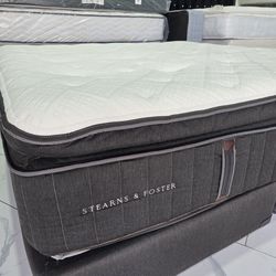 King sizes mattress and box spring