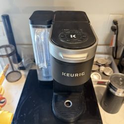 Keurig & Stand 
