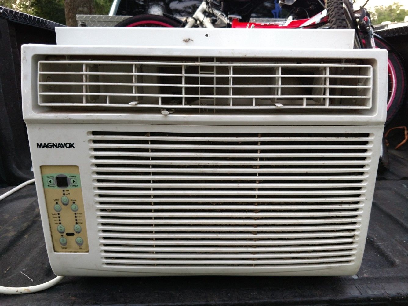 Magnavox window unit 12000 BTUs ice Cold air for Sale in Plant City, FL
