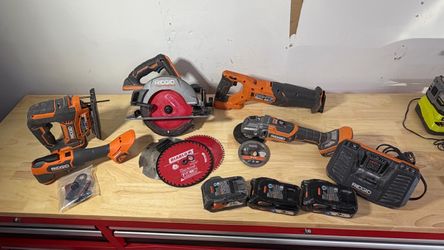RIDGID 18V Octane 5-Tool Bundle with 3 Batteries and Charger