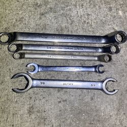 3 Craftsman. Power Torque Wrench   And Husky Wrench 