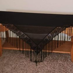 Vintage heavy duty high quality Solid Oak wooden coffee  Occasional Table Shelf accent Side console table