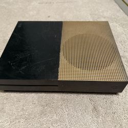 Xbox One s Custom Painted 