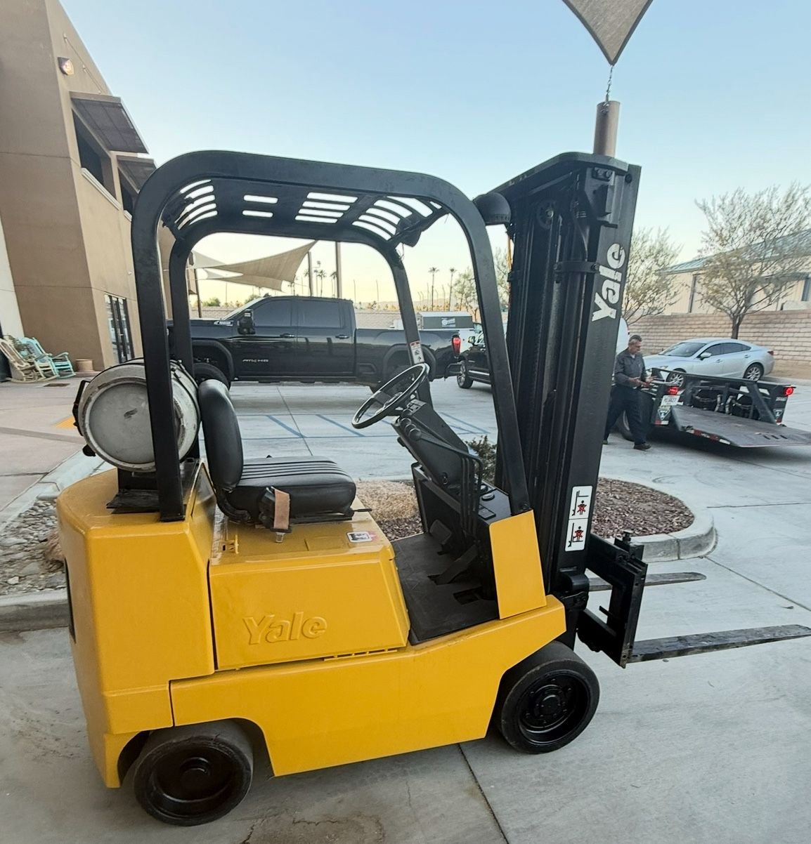 Rent Or Buy Yale forklift
