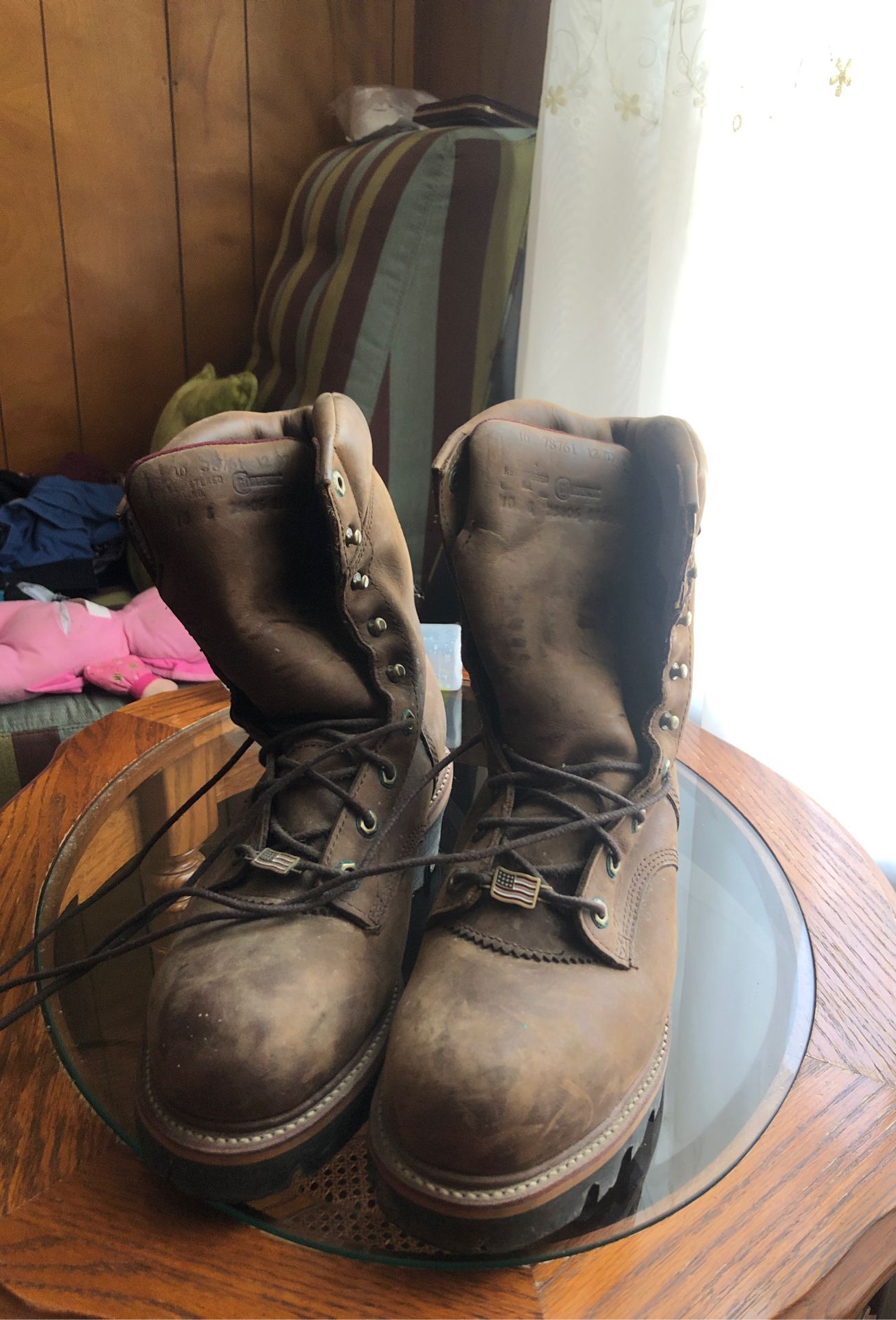 (CHIPPEWA ) thinsulate work boots (water proof size 10