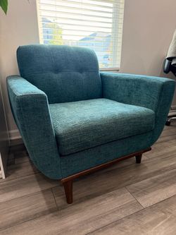 Rooms To Go East Side Teal Accent Chair