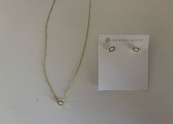 Kendra Scott Necklace and Earring Set