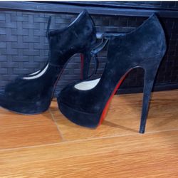 Louboutin Heels 