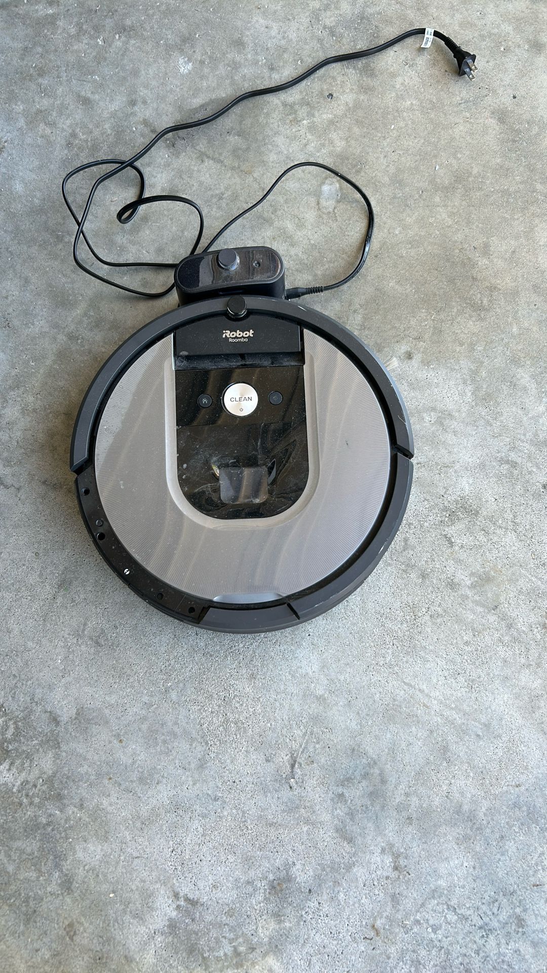Roomba Vacuum 960R