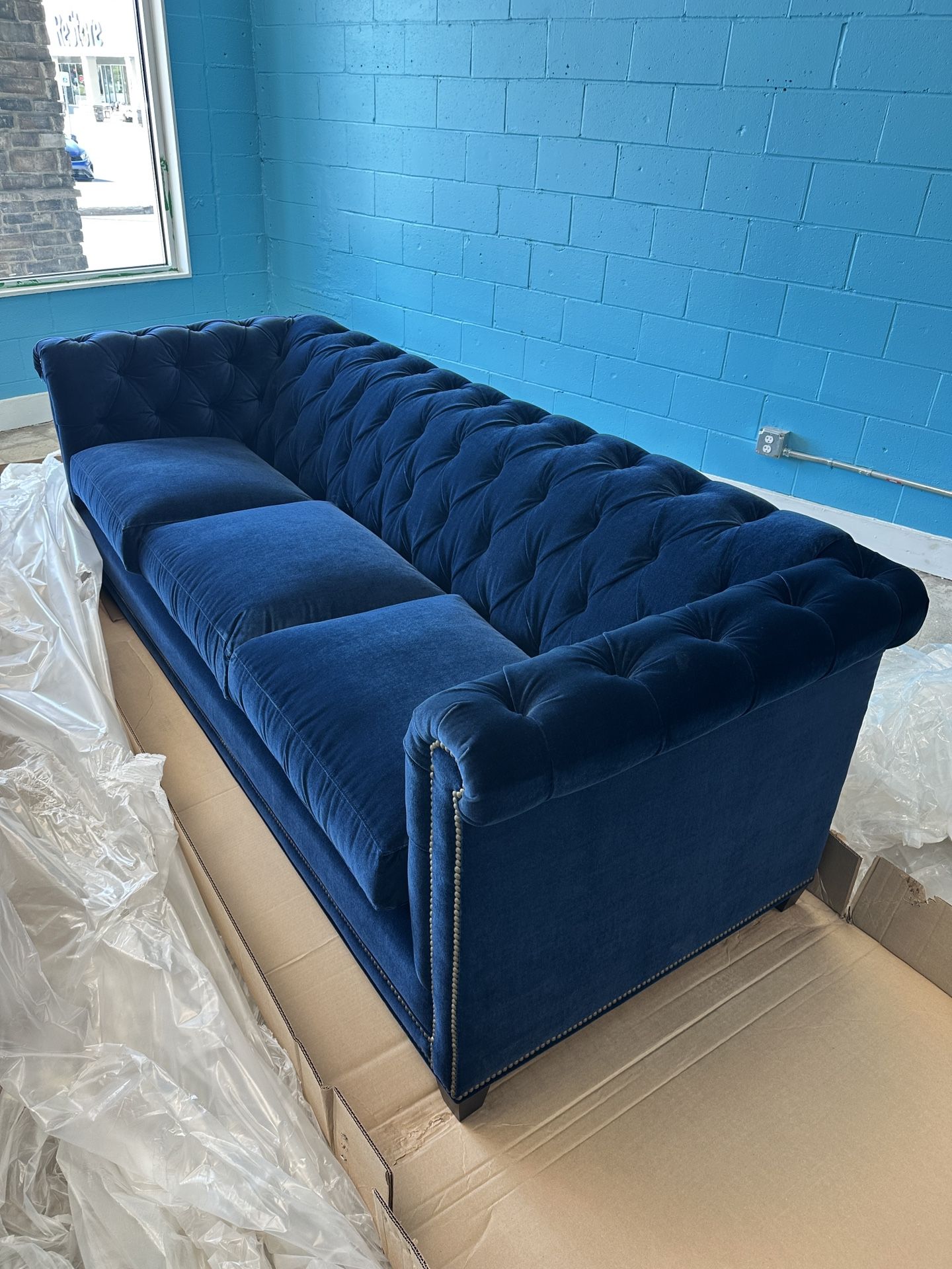 [Frontier Exchange] Van Gogh Grand Sofa