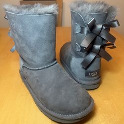 UGG Bailey Bow II