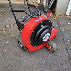 Giant Vac 8 Hp Leaf Blower
