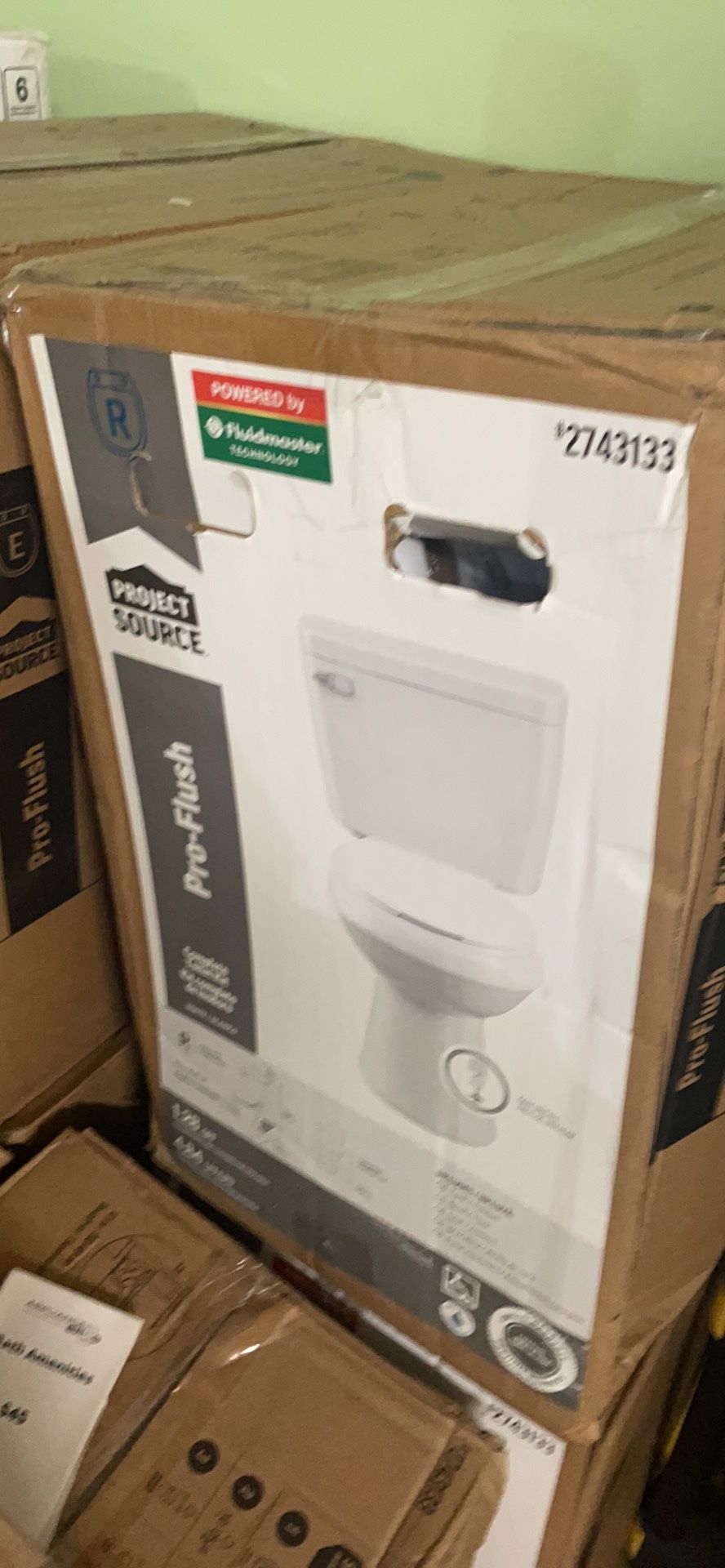 TOILETS 
