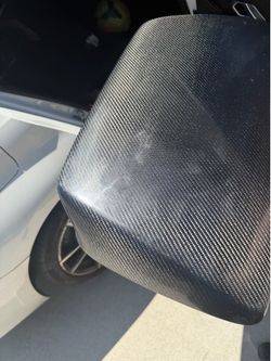 Carbon fiber hood vent