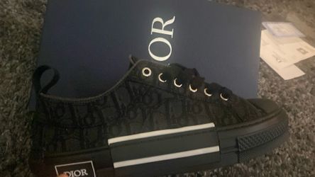Dior black