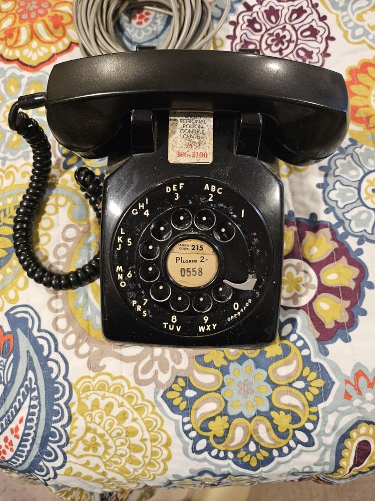 Vintage Black Rotary Telephone