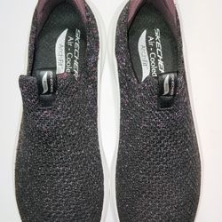 Skechers  size 9 Women's Arch Fit 2.0 Sheer Shimmer Walking Sneakers Blk/Prpl