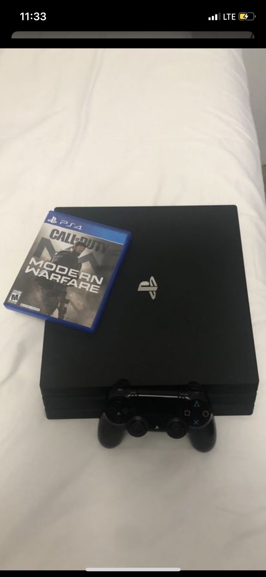 Ps4 with call of duty modern warfare