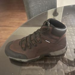 Michelin work boots (men’s 12 Size) 