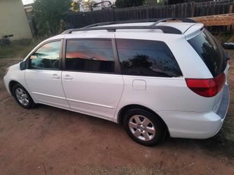 2005 Toyota Sienna