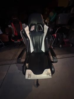 Free Gaming chair & 2 nights stand