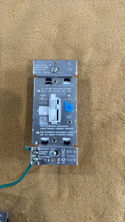 LUTRON TOGGLE LED DIMMER SWITCH AYCL 153P