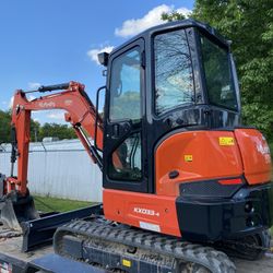 Kubota Excavator Model KX033-4R3A  Quick Coupler & 18 Inch Trenching Bucket Works great 150 hours 