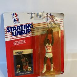 1988 MICHAEL JORDAN STARTING LINEUP KENNER ACTION FIGURE AND CARD