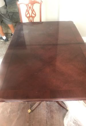 Dining Table With 4 Chairs And Extinction For Sale In Hampton VA Dining Table With 4 Chairs And Extinction For Sale In Hampton VA