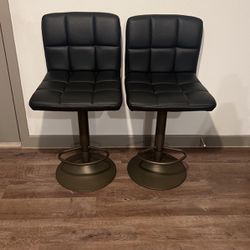 Black Bar Stools 