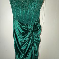 Formal Emerald Green Sequin Dress