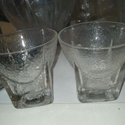 2 Glass 1 Dollar 