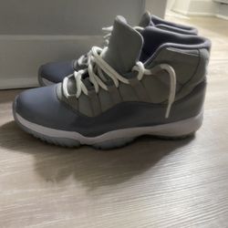 Cool Gray Jordan 11 Size 9.5