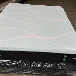 King Temperpedic Proadapt Medium Hybrid