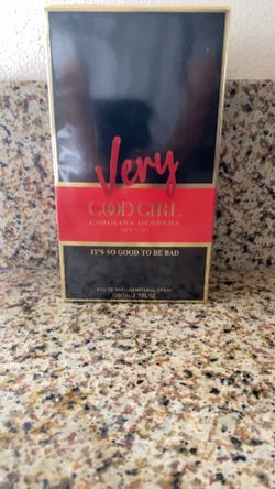 Very good girl Carolina Herrera red