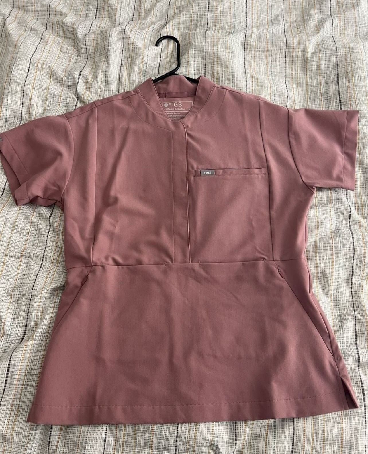 FIGS Scrubs Mauve NWT