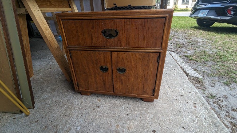 OBO - MCM Mid Century Modern End Table Night Stand