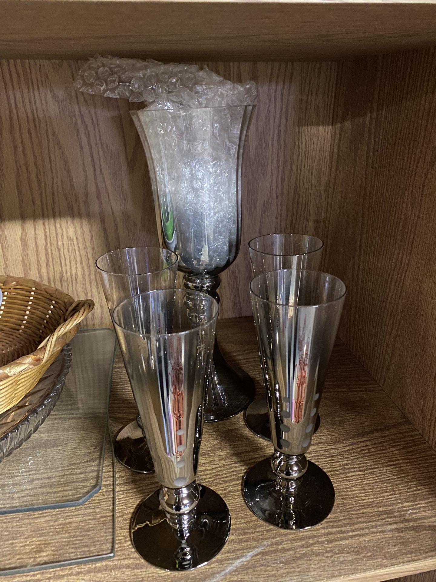 Glasses & Matching Vase